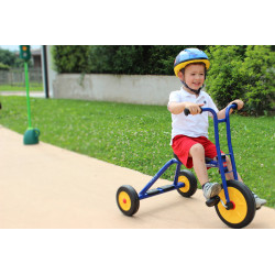 8010077902390 - TRICYCLE MEDIUM