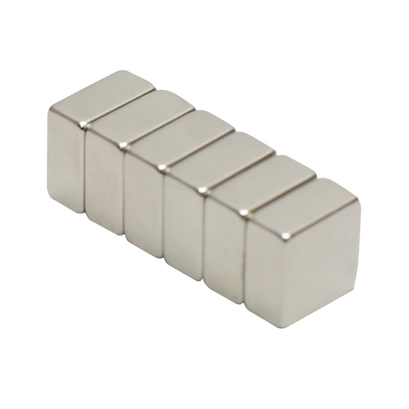 3700773321612 - 1 LOT 6 AIMANTS ULTRA-FORT 10X10X5MM