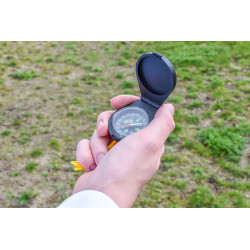 3701254705983 - BOUSSOLE DE POCHE 45MM